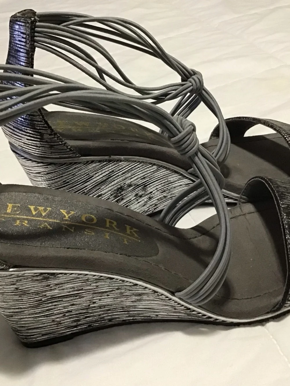 New York Transit Metallic Gray Strappy Wedge Sandals Size 8